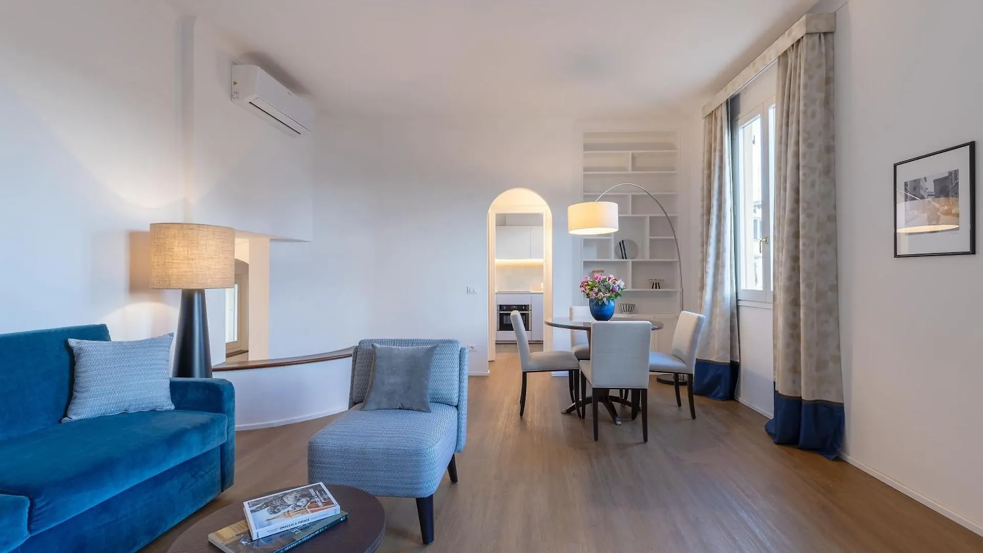 Dora Penthouse Uffizi View Apartman Firenze